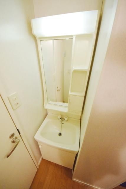 洗面設備　★嬉しい独立洗面台です★