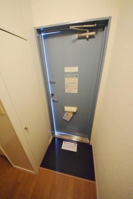 玄関　★シューズボックス付きの玄関です★