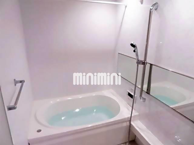 バス・シャワールーム　追い焚きバス、浴室乾燥機