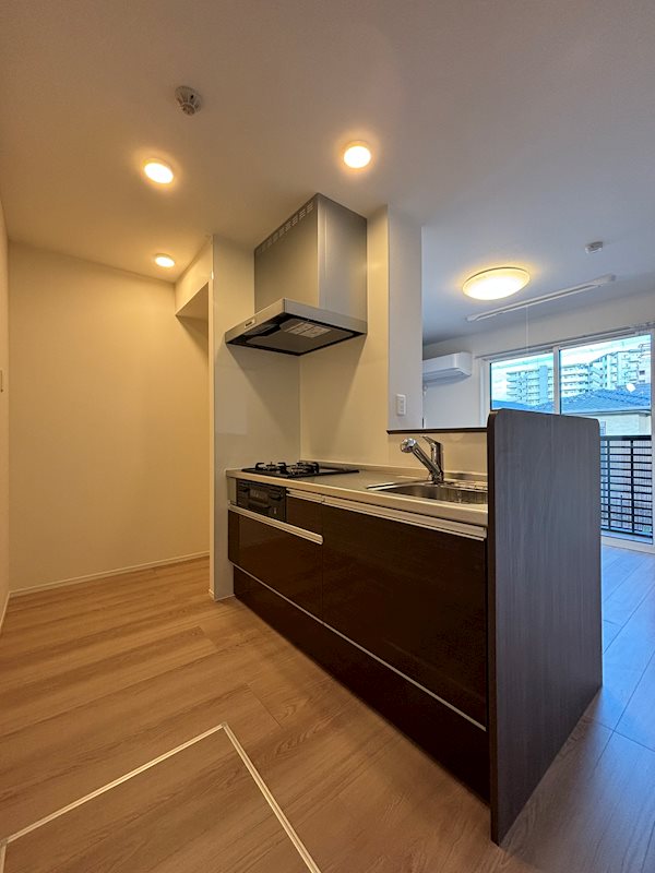 キッチン　※別号室の写真です。