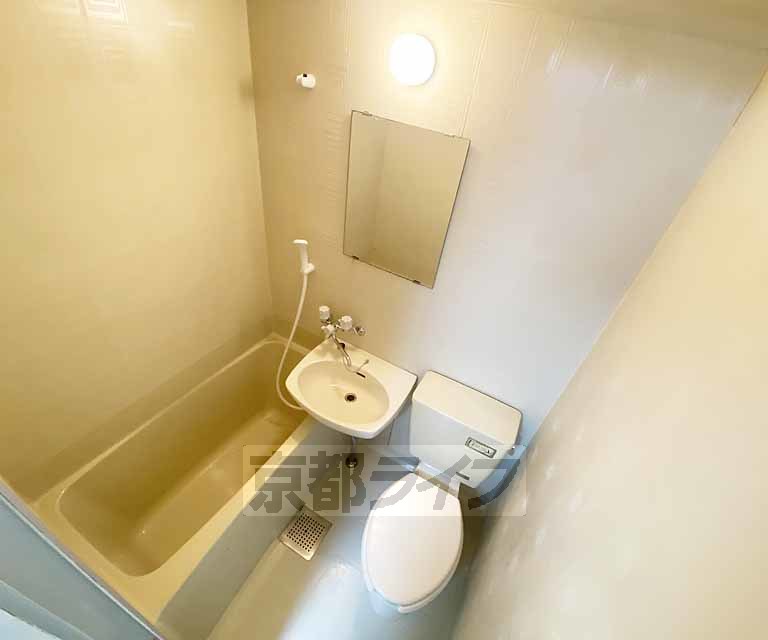 バス・シャワールーム　お手入れがしやすいです。