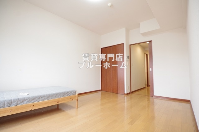 その他　洋室の別アングルです！