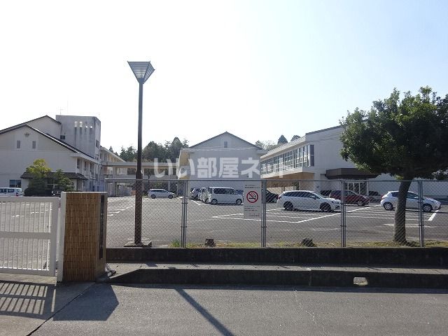 中学校　多治見市立南姫中学校（中学校）まで1571m