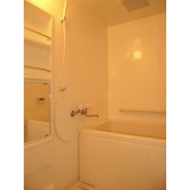 バス・シャワールーム　バス