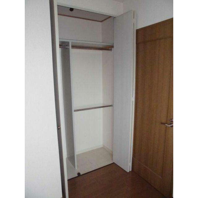 収納　洋室５．５帖収納