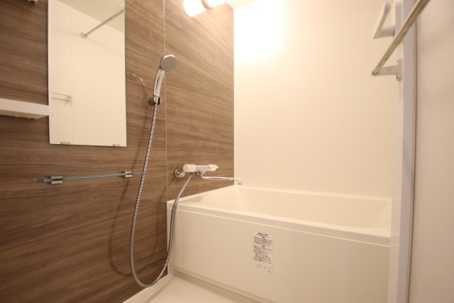 バス・シャワールーム　※別室の参考写真の為、現況優先です。