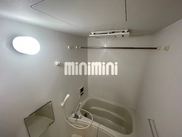 バス・シャワールーム　※写真は反転タイプ