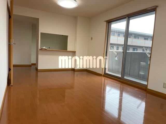 居室・リビング　※写真は反転タイプ