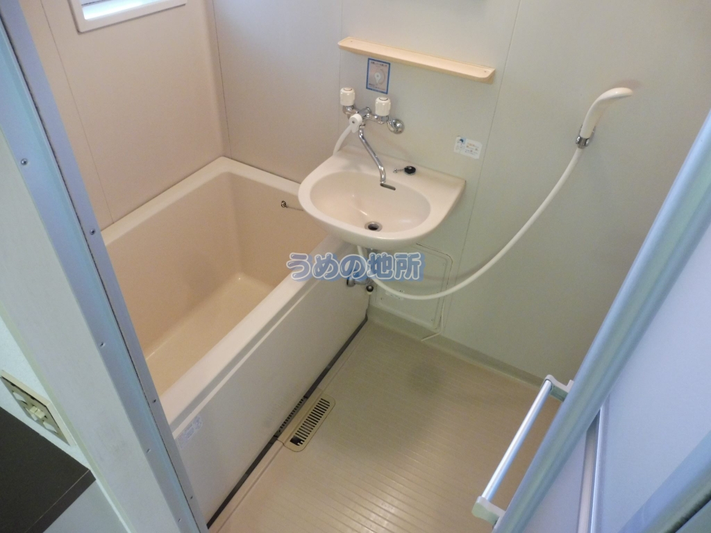 バス・シャワールーム　浴室