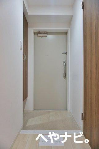 玄関　※別号室写真です。