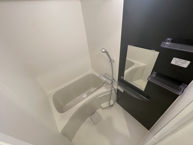 バス・シャワールーム　お風呂で日々の疲れを落としましょう