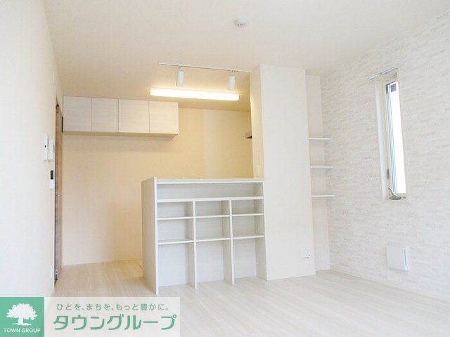 居室・リビング　お問合せはタウンハウジングまで！※現地待合わせ相談可能