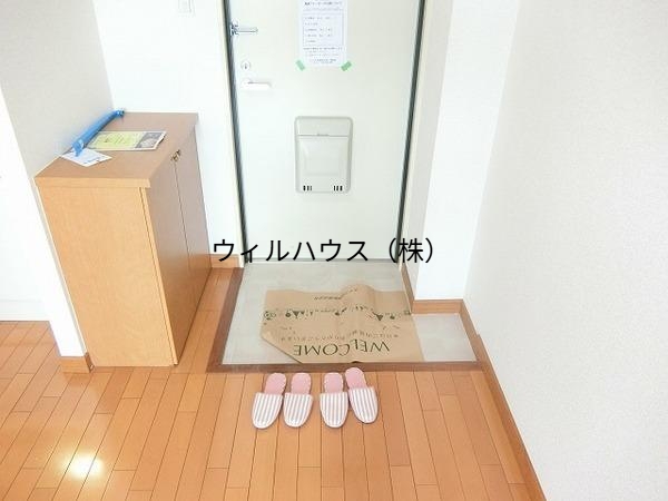 玄関　シューズボックスあり！