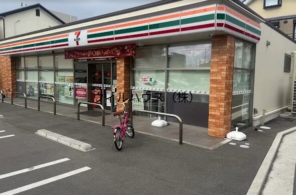 コンビニ　セブンイレブン堺三宝町2丁店（コンビニ）まで884m