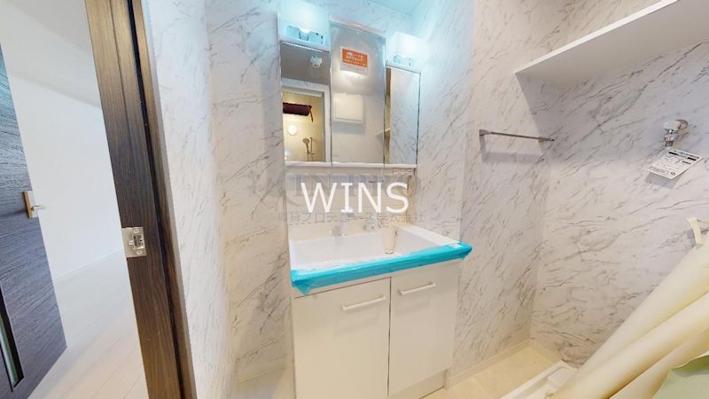 洗面設備　別部屋参考写真です