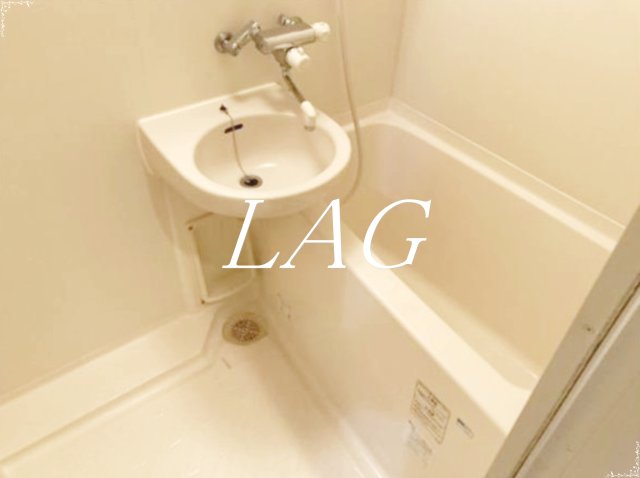 バス・シャワールーム　お風呂です。