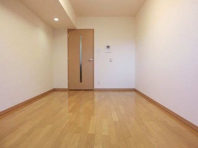 居室・リビング　バルコニーから見たお部屋