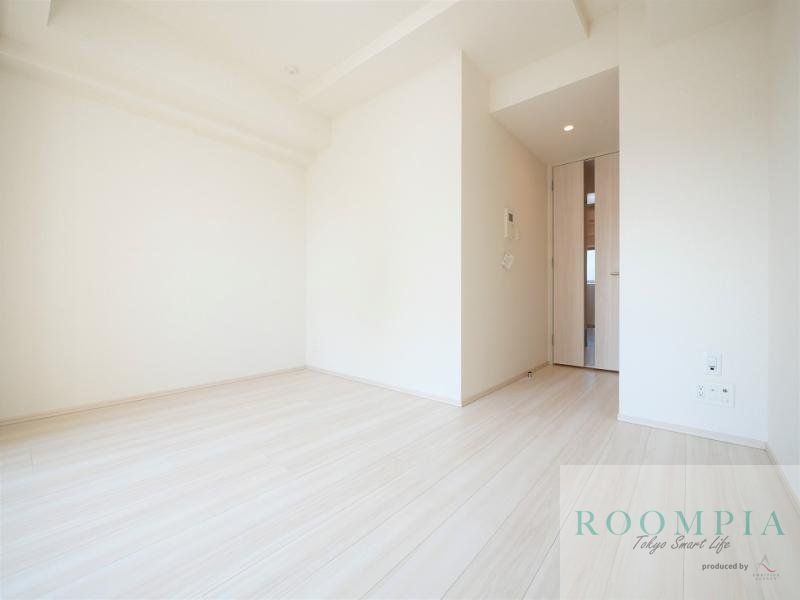 居室・リビング　室内