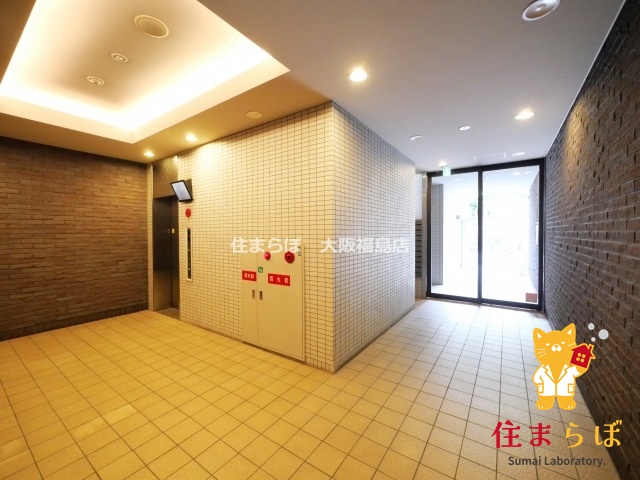 エントランス　共用部の印象も大切に