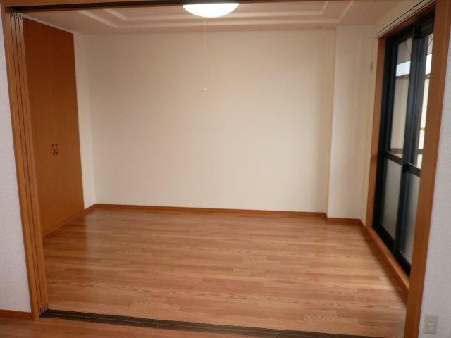 その他部屋・スペース　洋室(南側)