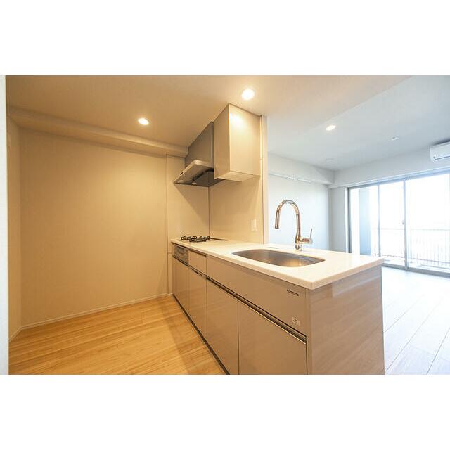 キッチン　※写真は同タイプ住戸です。