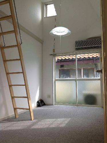 居室・リビング　１階フローリング仕様