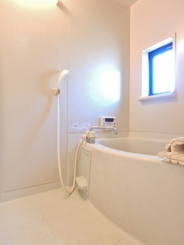 バス・シャワールーム　図面と現状に相違がある場合には現状を優先