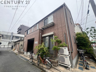 建物外観　敷地内に駐輪場あり