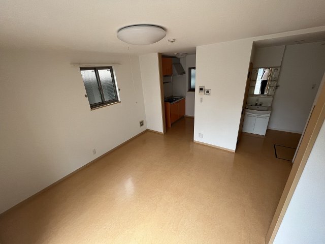 居室・リビング　南向きの明るいリビング