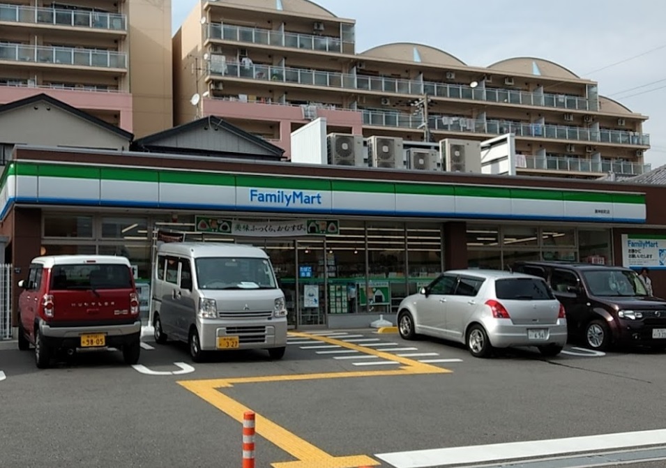 コンビニ　ファミリーマート 灘神前町店（コンビニ）まで434m