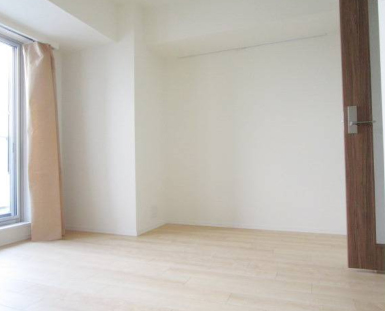 居室・リビング　※別号室参考写真