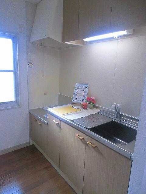 キッチン　～内装参考写真～