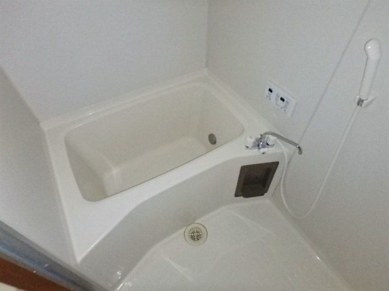 バス・シャワールーム　図面と現状に相違がある場合には現状を優先