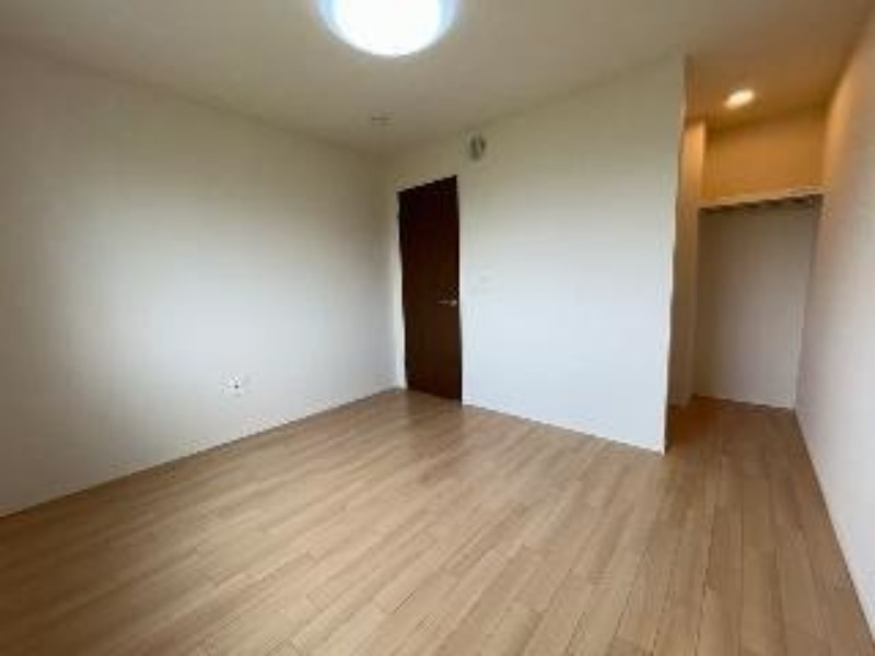 居室・リビング　図面と現状に相違がある場合には現状を優先