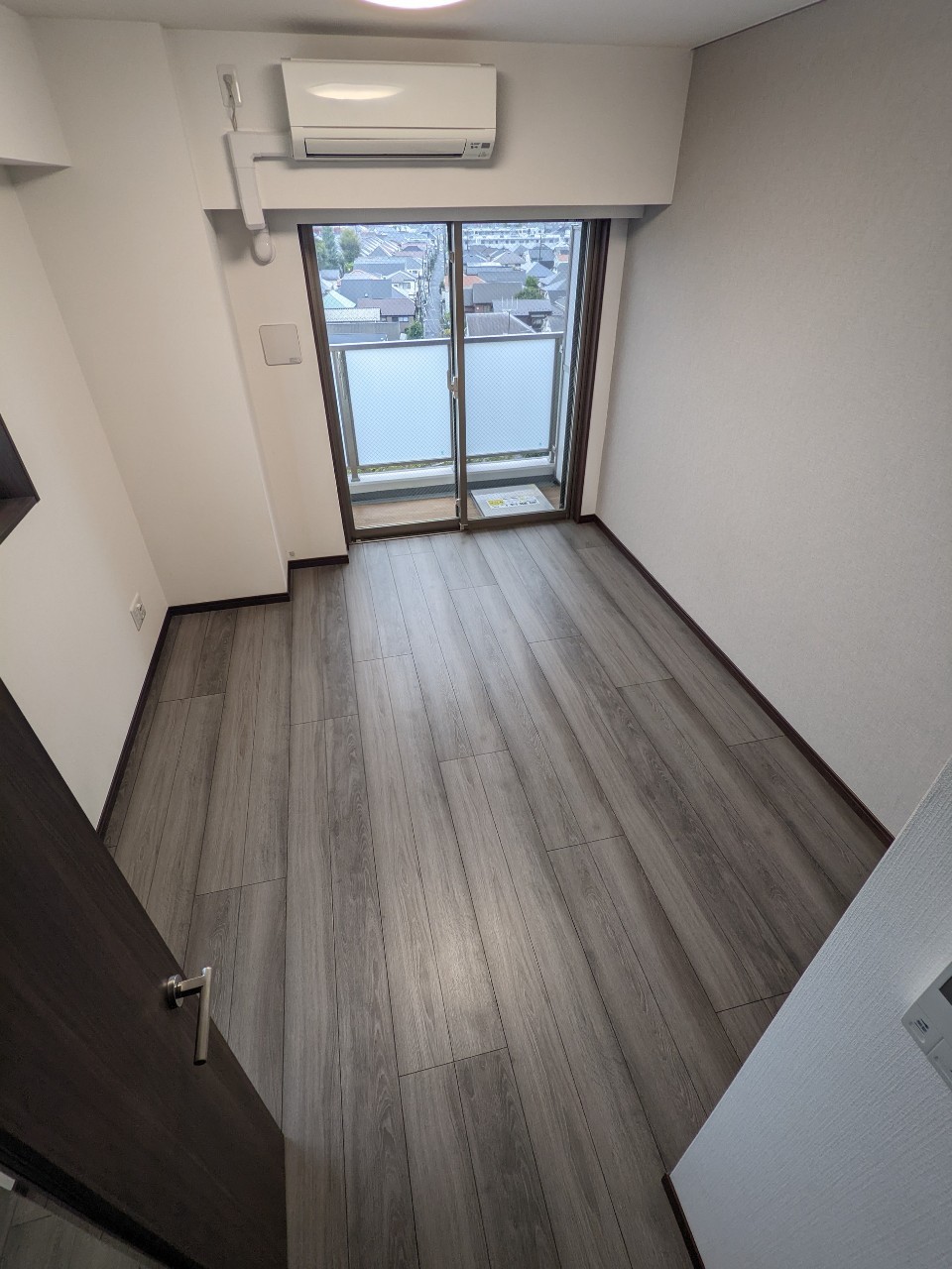 居室・リビング　※同物件、別部屋になります