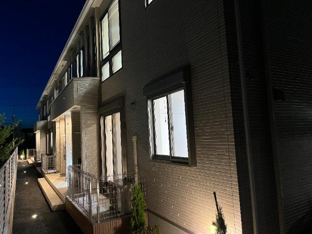 建物外観　外観写真（夜）