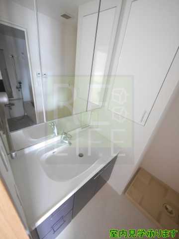 洗面設備　別部屋の写真です