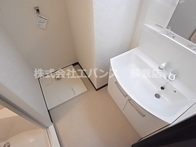 洗面設備　使いやすい洗面所です