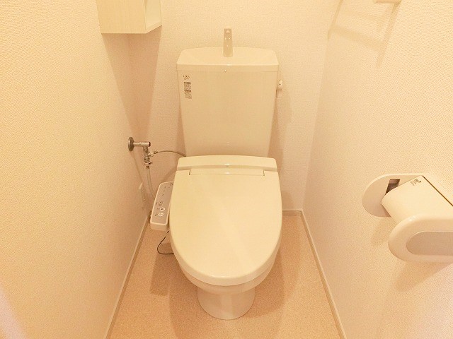 トイレ　同型物件室内写真