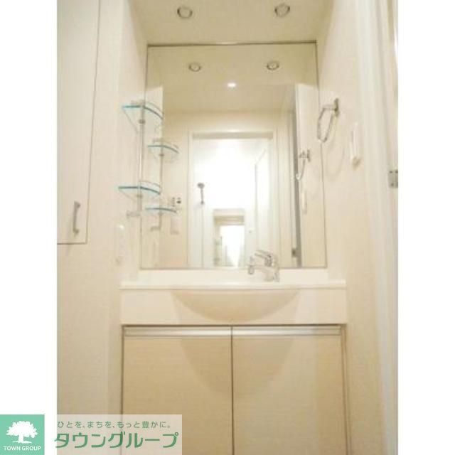 洗面設備　※写真は同タイプ住戸です。