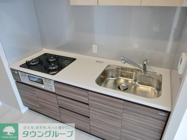 キッチン　★お料理楽々３口ガスのシステムキッチンです★