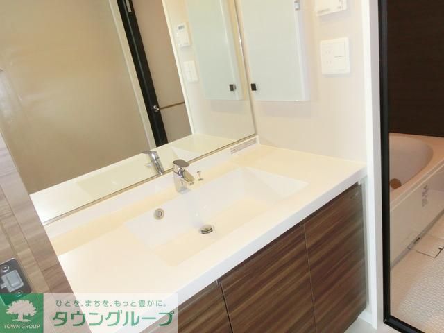 洗面設備　★広めな独立洗面台付です★