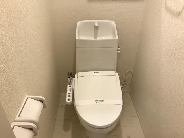 トイレ　トイレ