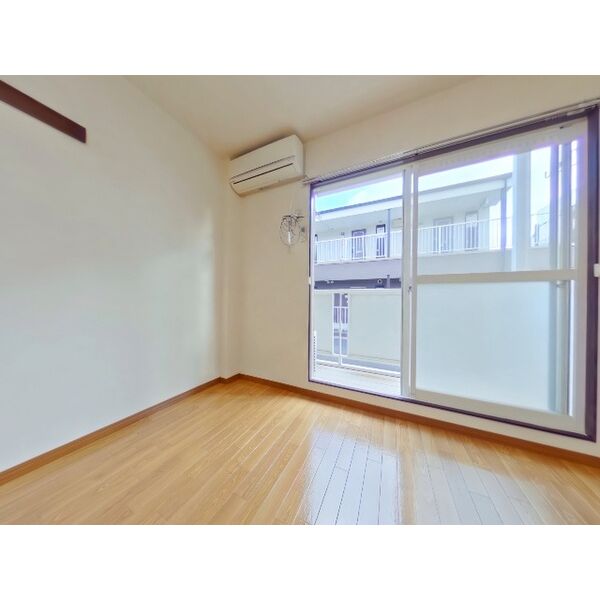 眺望　掲載写真は空室の別部屋を掲載しております。実際のお部屋と仕様