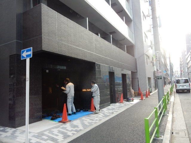 エントランス　エントランス