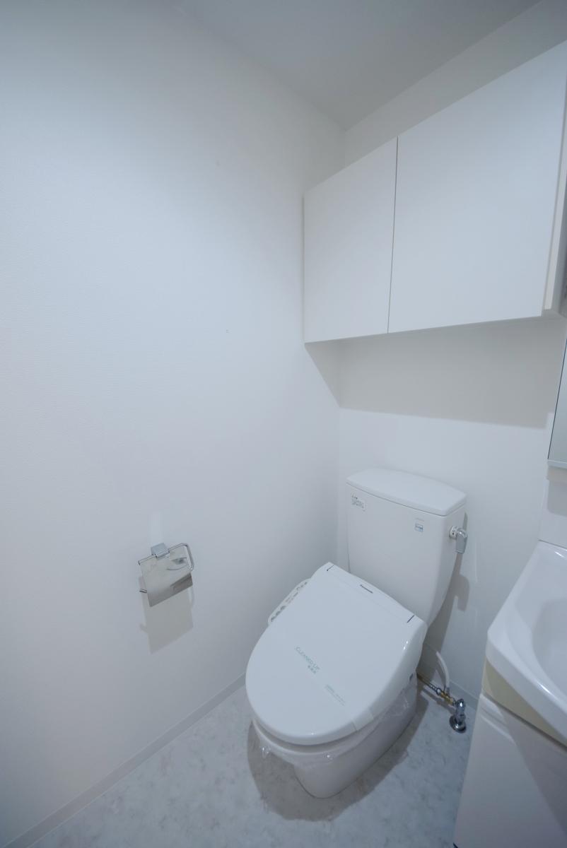 トイレ　※別部屋の参考写真です。