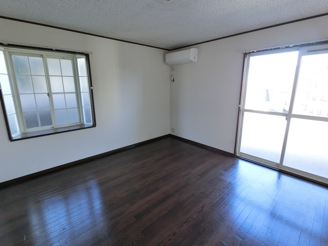 居室・リビング　別部屋参考写真
