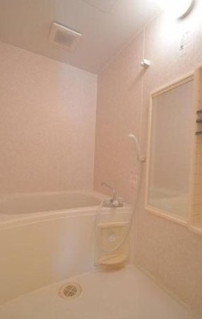 バス・シャワールーム　別部屋参考写真となります