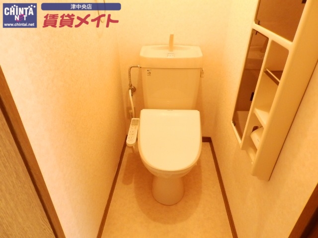 トイレ　別部屋参考写真です