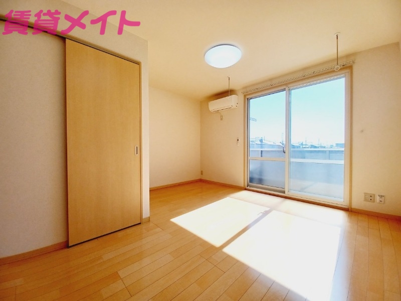 居室・リビング　※同タイプ別部屋写真
